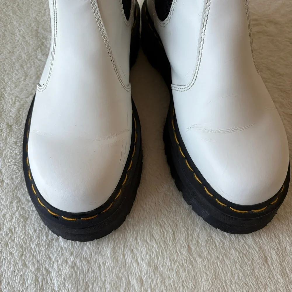 Dr Martens 2976 Quad Platform Chelsea Boots White Leather Size US 7 EU 39